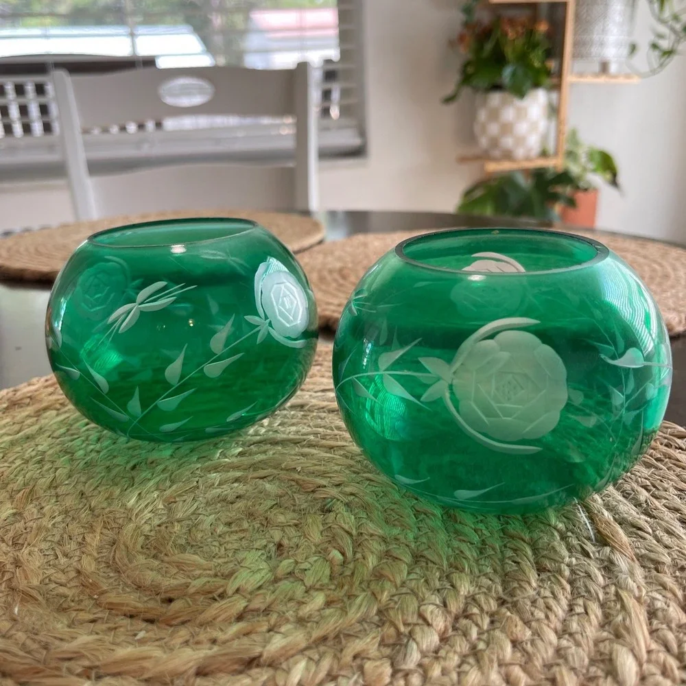 Set of 2 Emerald Green Etched Floral Glass Votive Tea Light Candle Holders